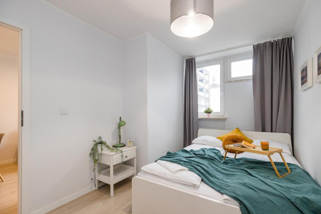 Shortstaypoland Grzybowska Leilighet